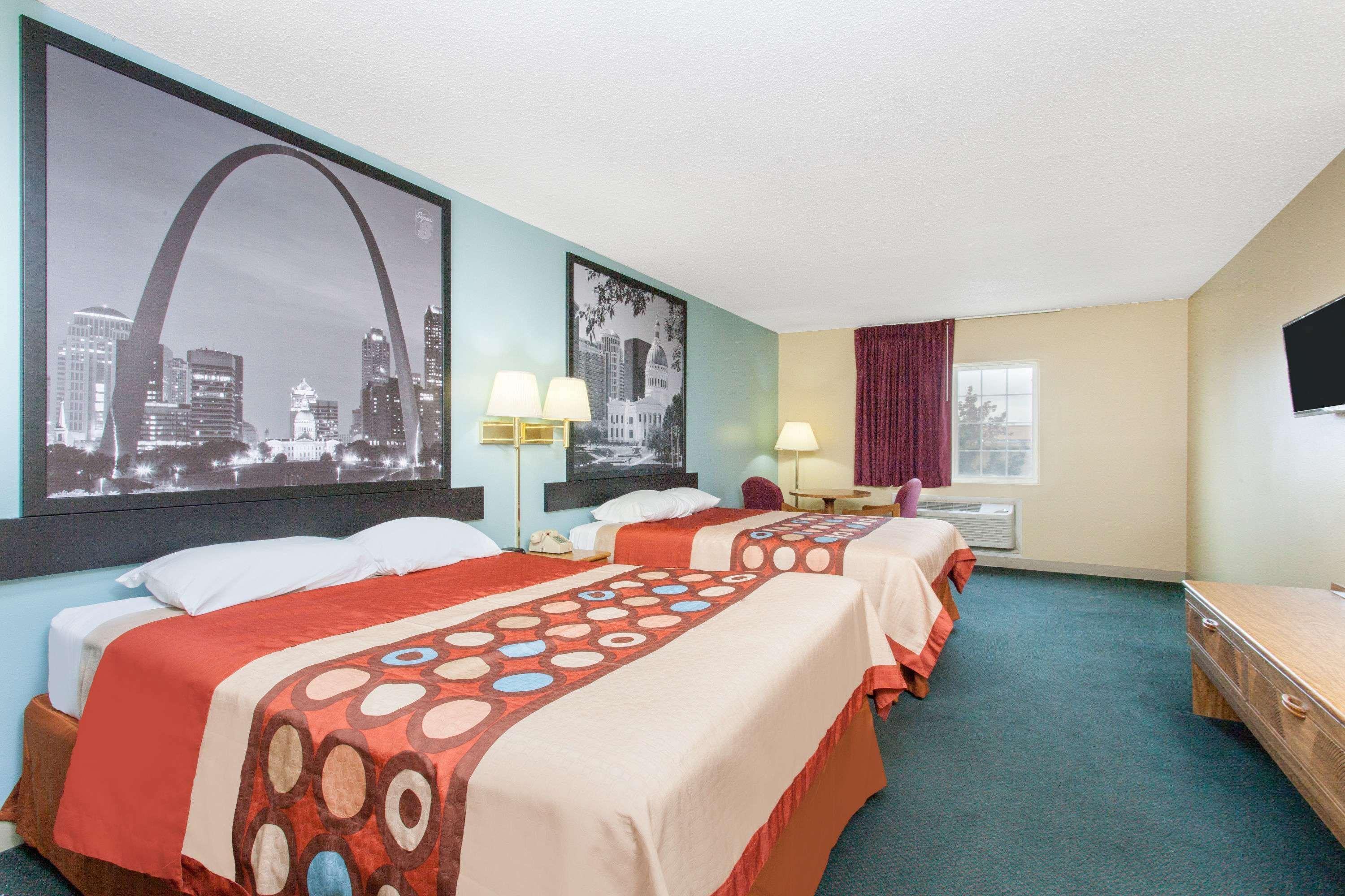 Super 8 By Wyndham Carthage Hotell Exteriör bild